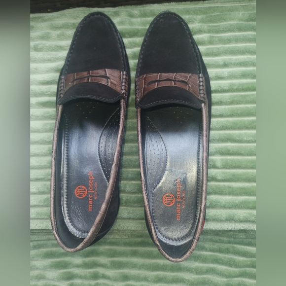 Marc Joseph-New York Women's Black Suede Leather and Croc Loafers. Size 10. - Picture 5 of 16
